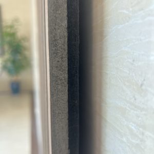 Akoestische Wandpanelen 60x280cm donker gerookt naturel bruin met zwart vilt - Afbeelding 4
